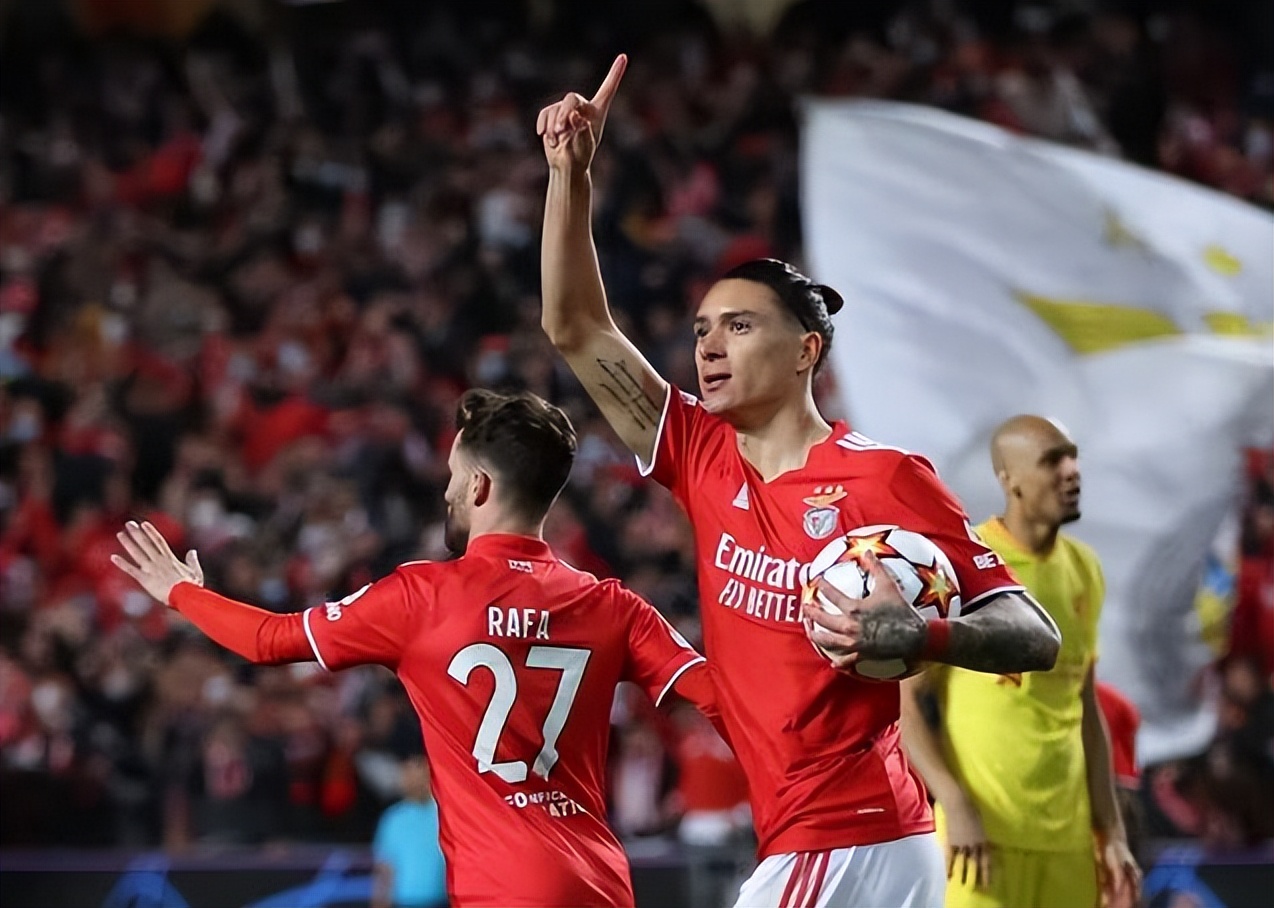 太狠了!武汉三镇转会期篮板制胜武汉三镇更衣室发声备战葡超,Rookie在曼联比赛中失利的简单介绍 太狠了!武汉三镇转会期篮板制胜武汉三镇更衣室发声备战葡超,Rookie在曼联比赛中失利的简单介绍